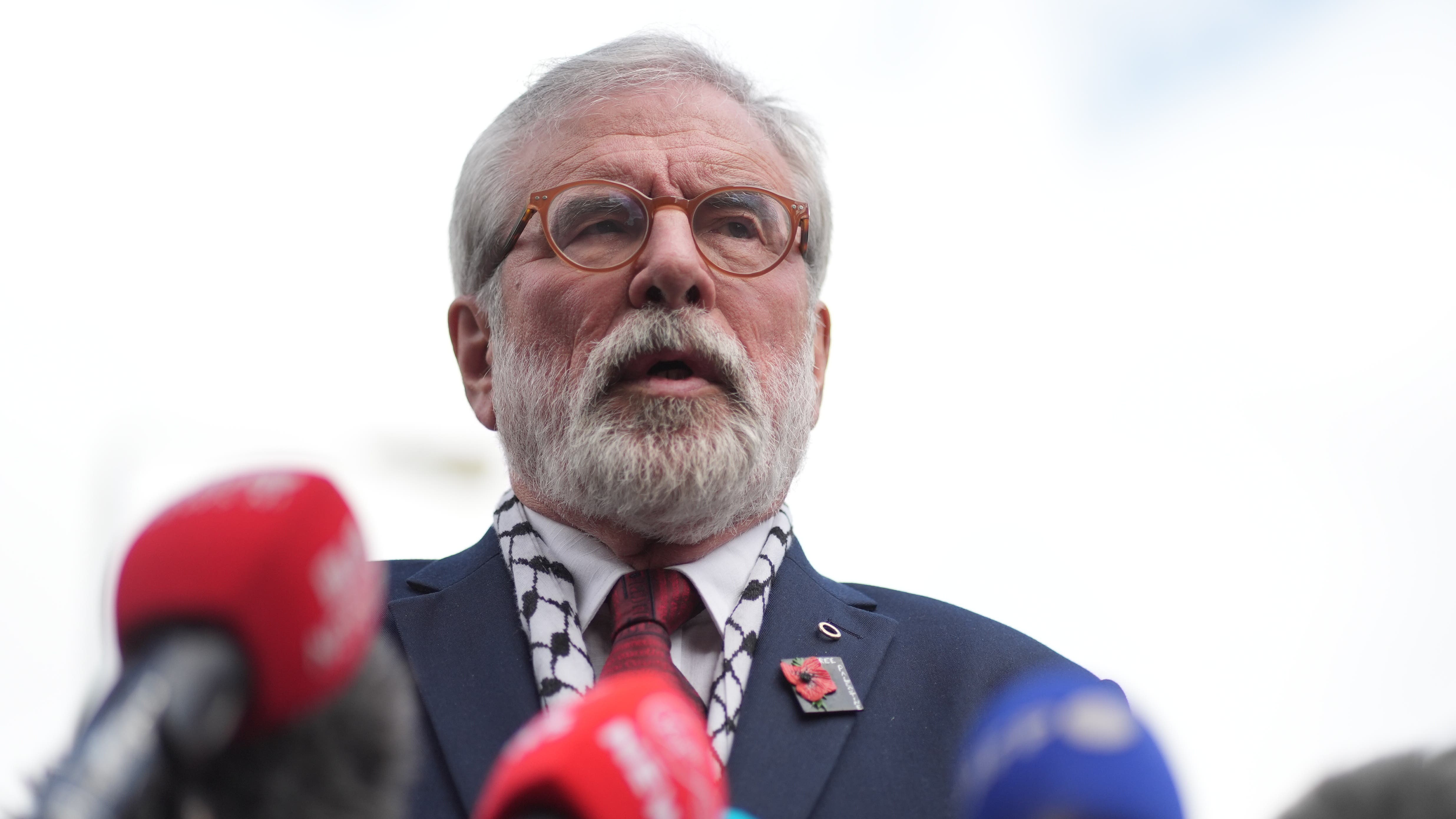 Judge orders fresh review of witness anonymity in £1 IRA bombing trial against Gerry Adams