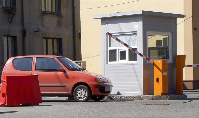 Darmowy parking na posła!