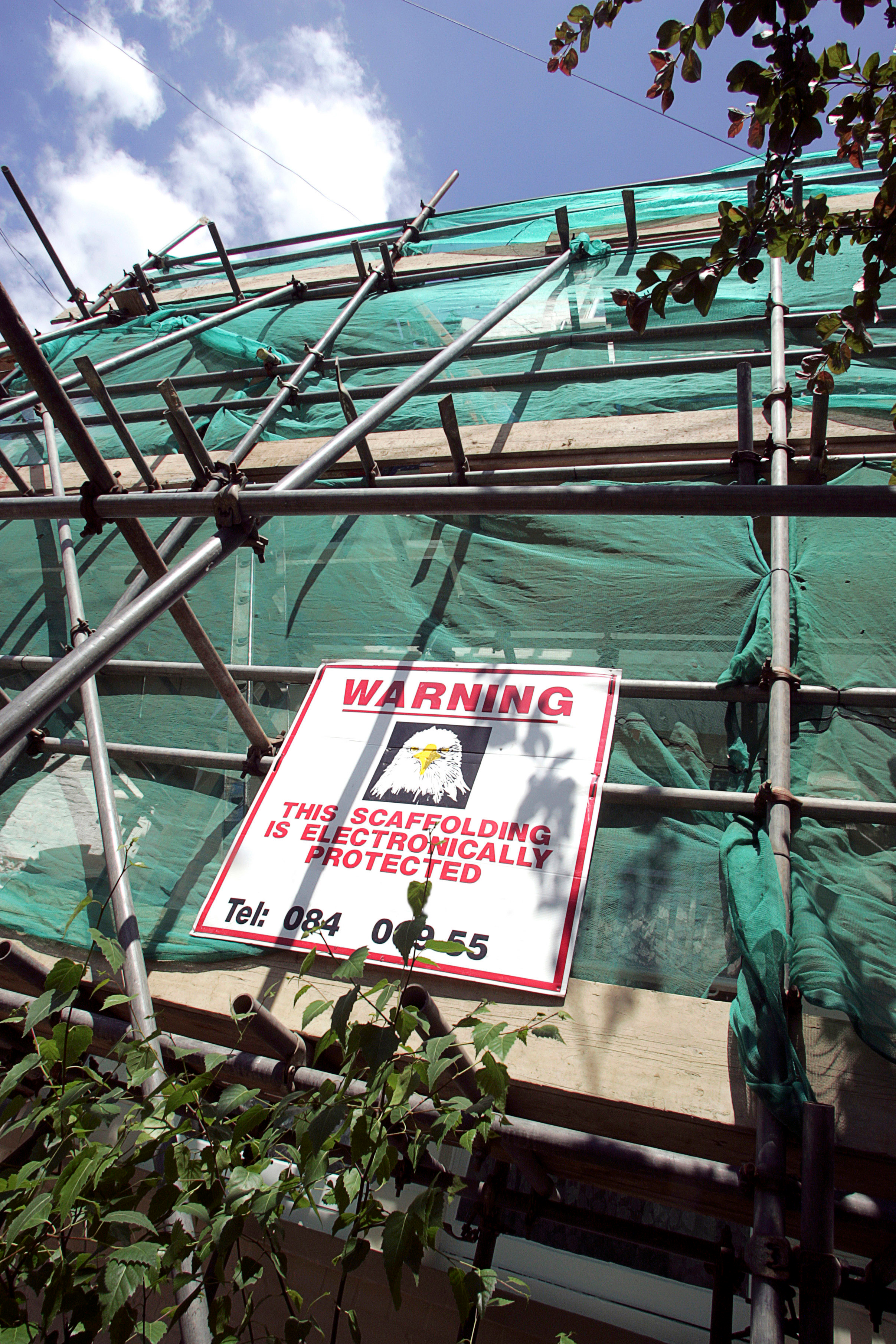 Fünfstelliger Schaden: Einbruchsserie auf Baustellen in einer Nacht