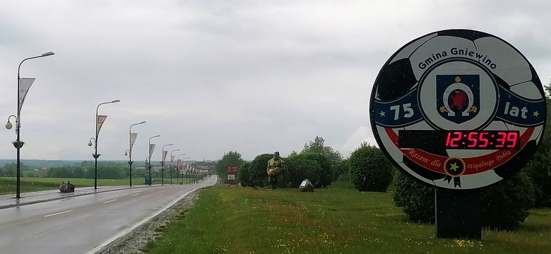 Zwycięstwo Polski lokalnej na Euro 2012. Gniewino odżyło. "Wieś na miarę XXI w."