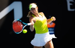 Magda Linette z awansem do drugiej rundy turnieju WTA w Dausze