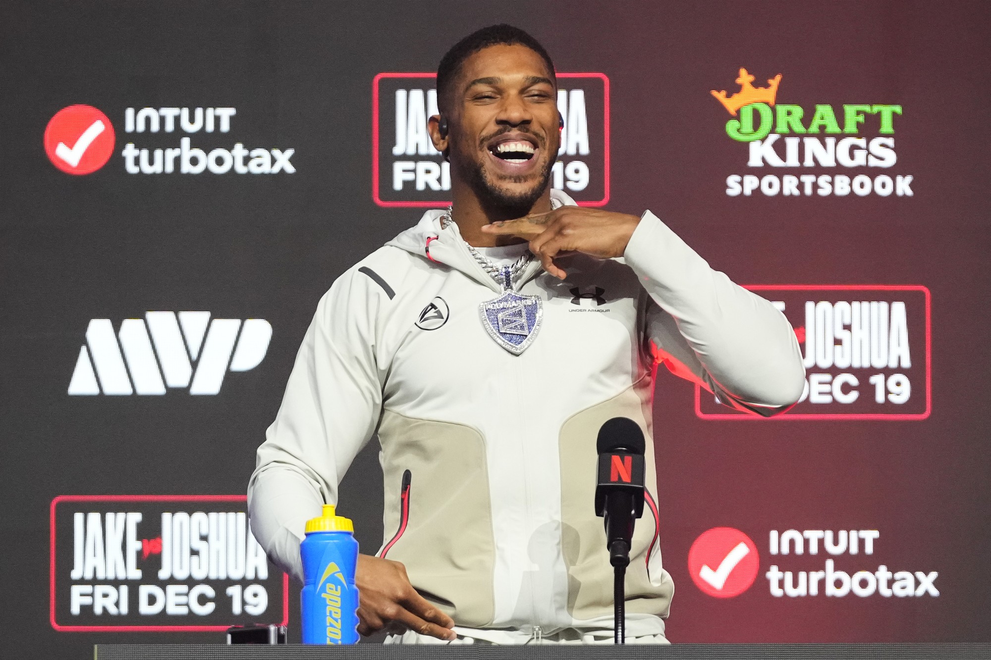 Britský boxer Anthony Joshua. 