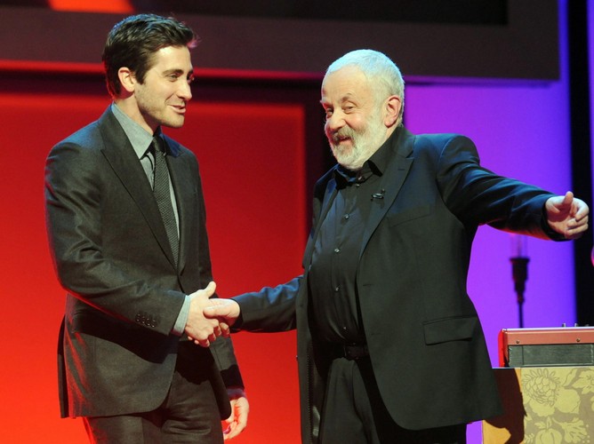 Jake Gyllenhaal i przewodniczący jury Mike Leigh