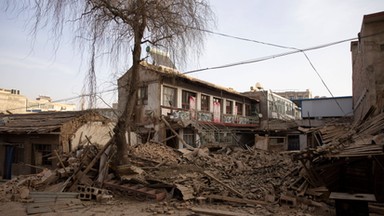 Silne trzęsienie ziemi w rejonie Xinjiang w Chinach