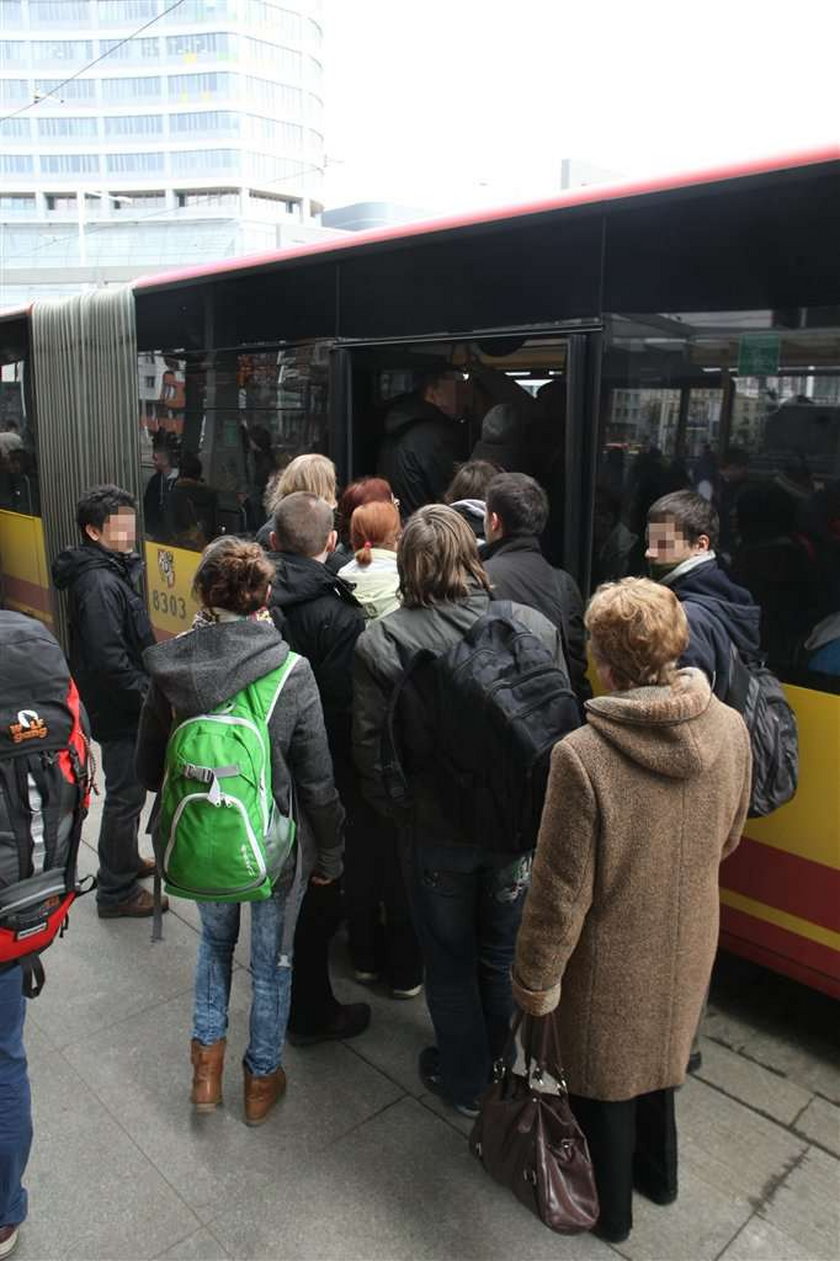 Dajcie więcej autobusów