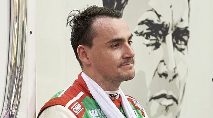 Michelisz a most
megszűnő túraautó-vb-n második lett, a Honda-
csapattól eddig
évi 75 milliós fizetést is kapott