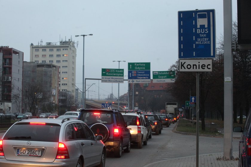 Buspasem na Podwalu Przedmiejskim mogą już legalnie jeździć motocykle i motorowery