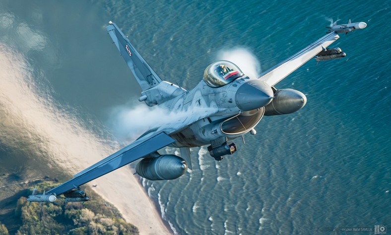 Polski myśliwiec F-16