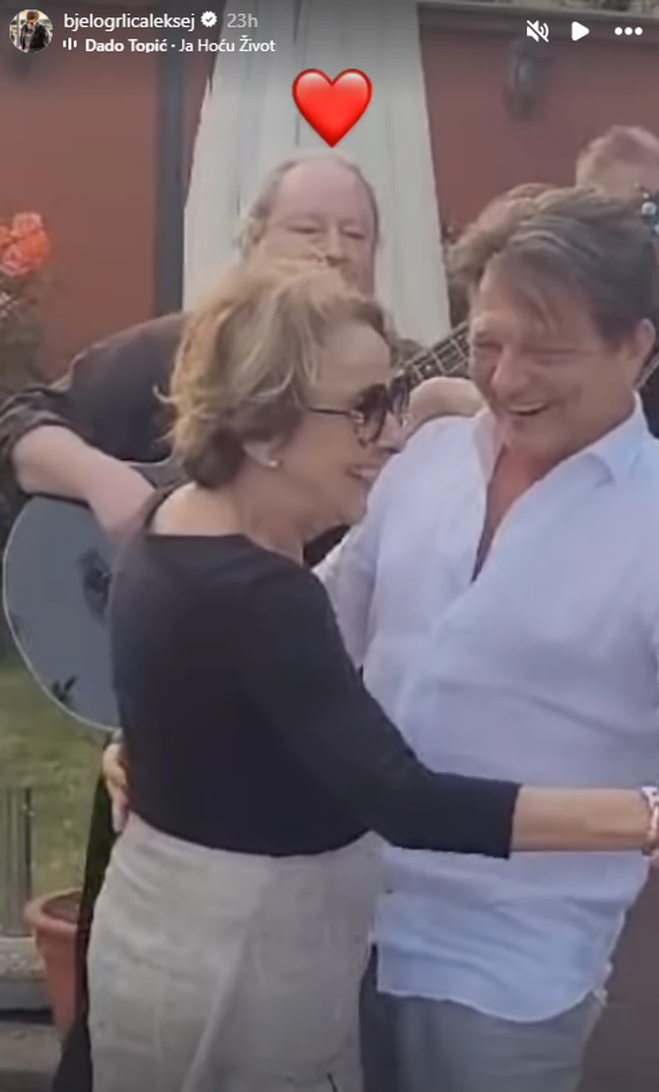 Dragan Bjelogrlić i Svetlana Bojković plešu