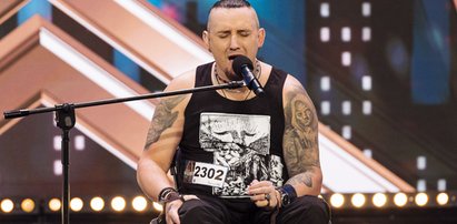 Tomek "Kowal" Kowalski miał koszmarny wypadek. Teraz na wózku pojawił się w "Mam Talent"