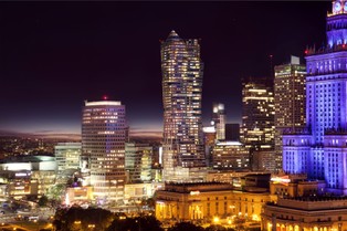 Złota 44: elewacja nie będzie gotowa na Euro 2012, najdroższy penthouse wciąż do kupienia