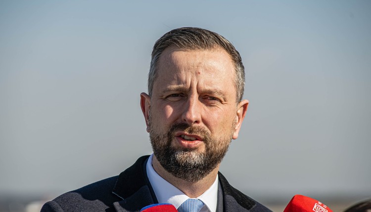 Program SAFE w wersji unijnej czy polskiej? Szef MON o najgorszym scenariuszu"