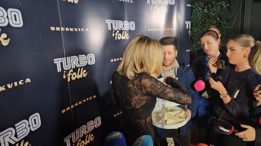 Breskvica, promocija albuma