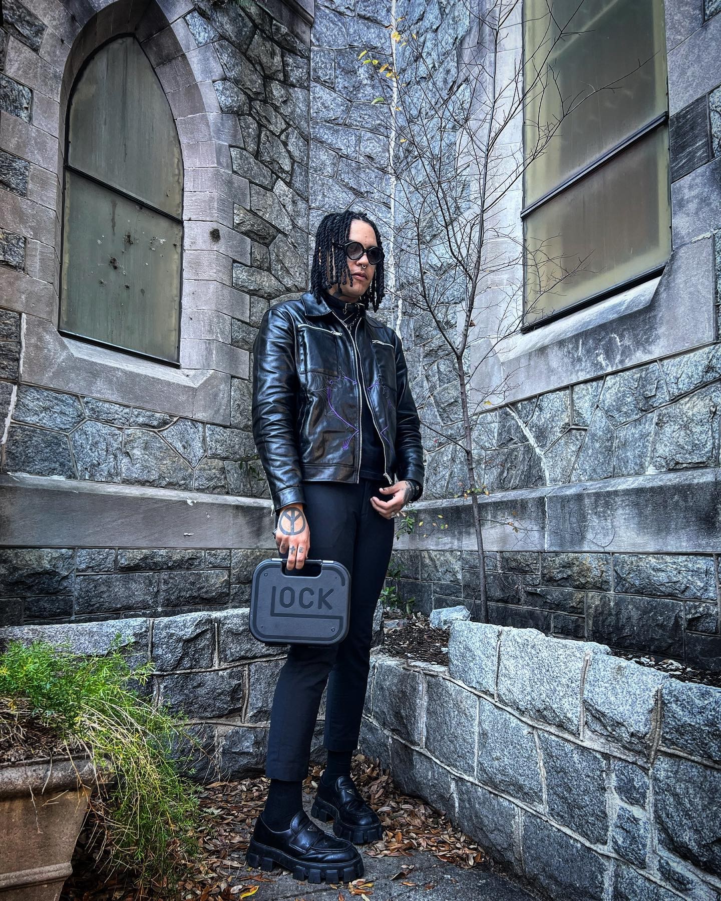 Zomrel raper Carlito Milfort, ktorý vystupoval pod umeleckým menom POORSTACY.