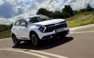 Nowa Kia Sportage to jeden z bestsellerów na polskim rynku. Testujemy wersję PHEV [Test] 