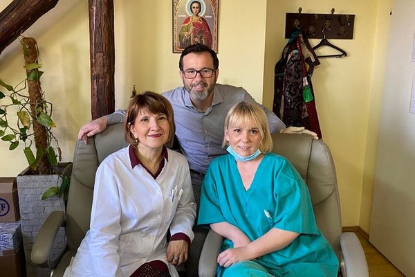 Svet je dva puta ustreljen u stomak prilikom hapšenja