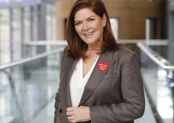 Katarzyna Dowbor z torebką za kilkanaście tysięcy złotych. Hit czy kit?