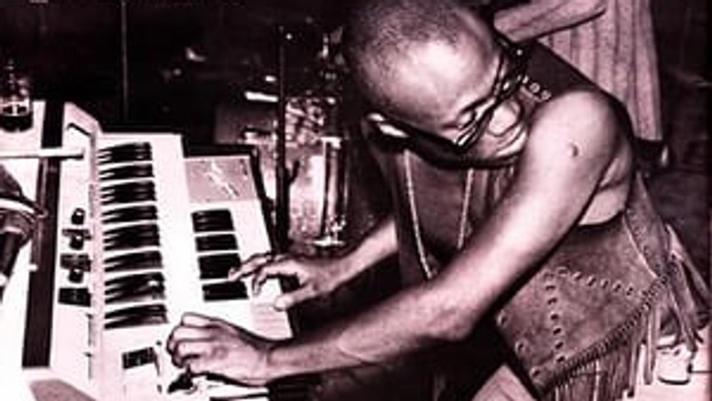 Segun Bucknor performing back in the days 