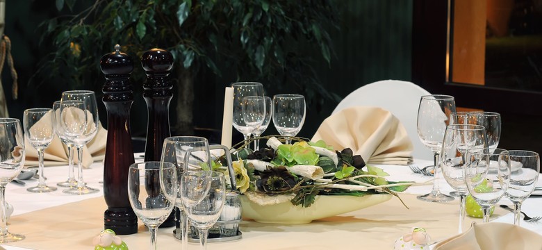 Polacy na szarym końcu w Unii. Restauracje i hotele nie dla nas