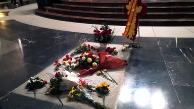 Rekordowa liczba osób odwiedziła miejsce spoczynku gen. Francisco Franco