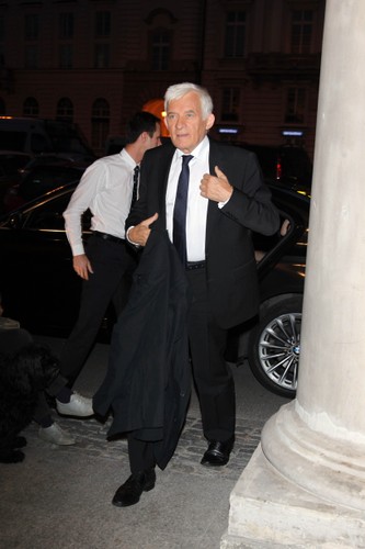 Jerzy Buzek na premierze filmu 