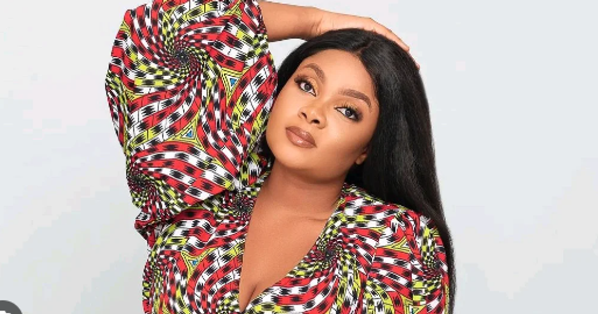 Falz, Bimbo Ademoye, others bag Social Media Awards - Vimarsana News