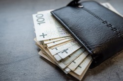 Łączenie dwóch świadczeń: Renta wdowia i wypłata gwarantowana [wzór]. Średnio nawet 30 000 zł