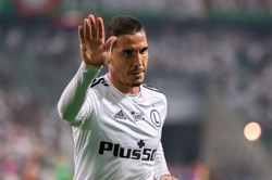 Piłkarze polskiej Ekstraklasy wracają na boiska i do TVP