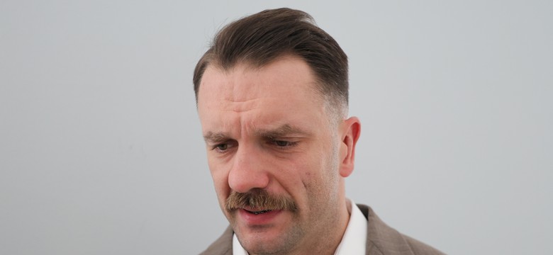 Akt oskarżenia przeciwko Łukaszowi Mejzie. Poseł usłyszał 11 zarzutów