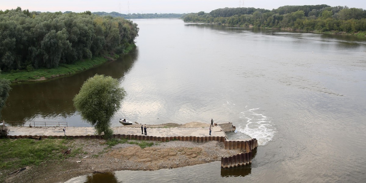 Prawda o wodzie w Wiśle. Zbadano ją po awarii oczyszczalni 