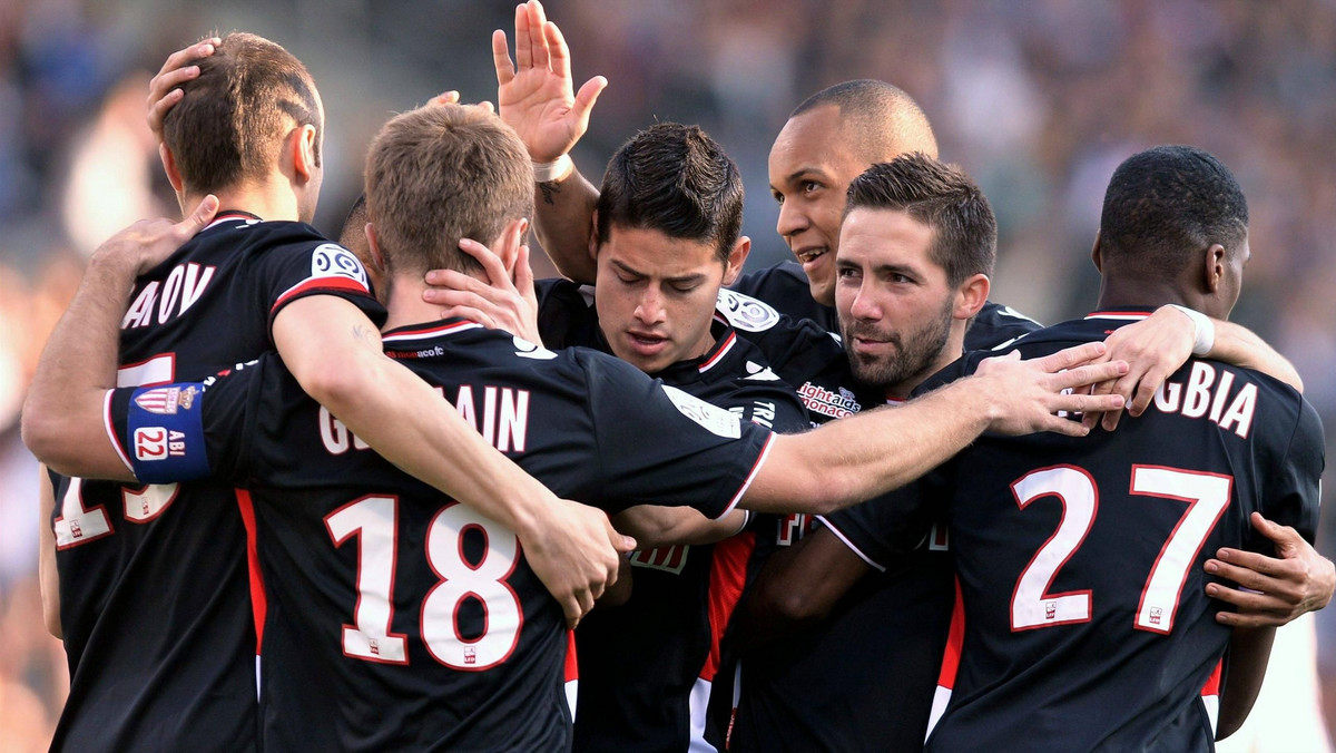 W sobotni wieczór na francuskich boiskach rozegrano pięć meczów 17. kolejki Ligue 1. Najciekawiej bylo w Tuluzie, gdzie tamtejsza drużyna przegrała 2:3 (1:0) z ekipą Lorient. Ważne zwycięstwo poza domem zaliczyli gracze Monaco, którzy wygrali 2:1 (0:0) w Bastii.