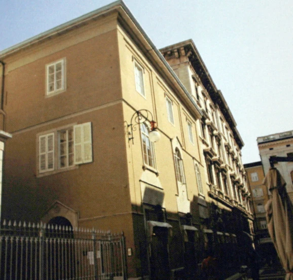 QXgk9lLaHR0cDovL29jZG4uZXUvaW1hZ2VzL3B1bHNjbXMvTjJNN01EQV8vZWUxMTY5NWJkOTRhOGUwYmI5MjYyYzVhMTliNWY5MTEuanBnkZMCzQJCAIEABQ