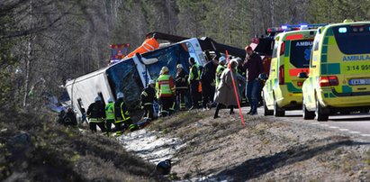 Wypadek autokaru z dziećmi. Nie żyją trzy osoby