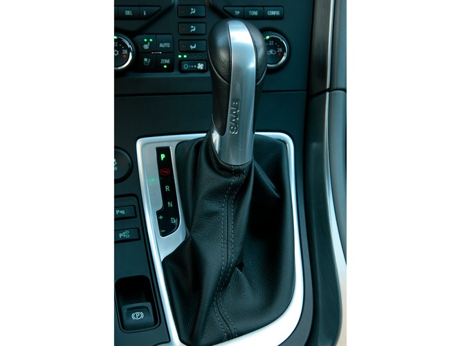 Oto najnowszy Saab 9-5 chwycił kierowców za serce. Tak, tak Polacy zamiast niemieckich gablot wybierają najnowszą limuzynę szwedzkiej marki. Wirus turbo z dnia na dzień atakuje nowe organizmy!