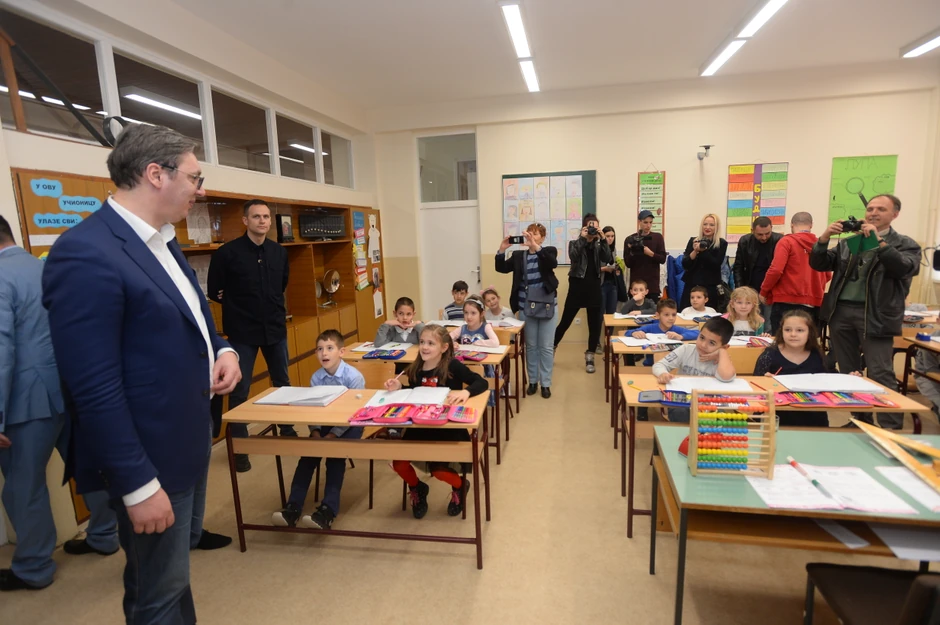 Poseta obnovljenoj školi