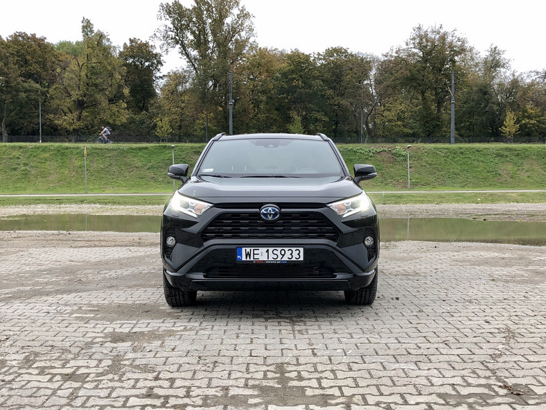 Toyota RAV4 2.5 Hybrid AWD Black Edition by JBL