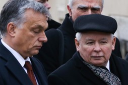 Jaroslaw Kaczynski i Viktor Orban na Wawelu