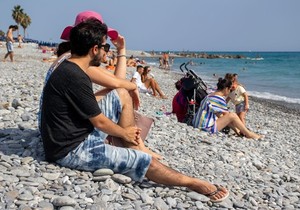 Par na plaži - ilustracija