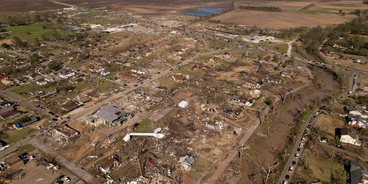 Tornadoes hit communities across central Mississippi