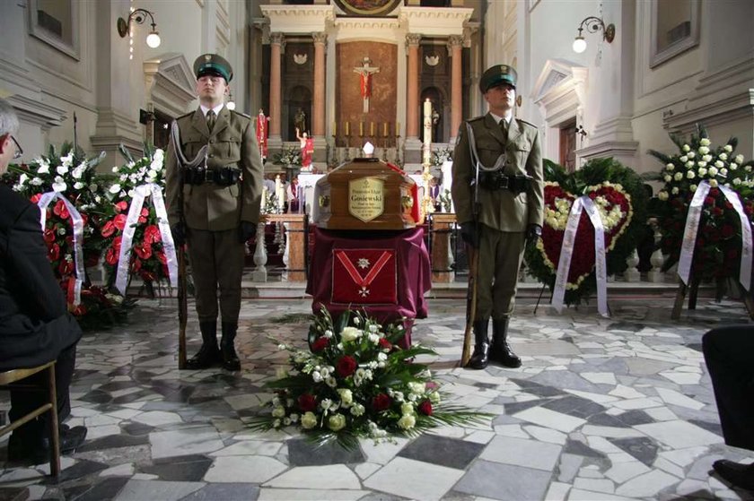 Gosiewska chce wiedzieć, jak zmarł jej syn