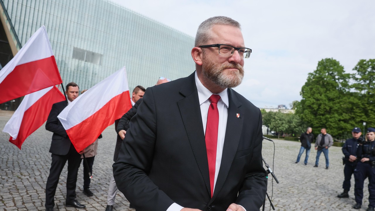 Incydent w Sejmie. Ministra zapowiada zawiadomienie do prokuratury w sprawie Grzegorza Brauna