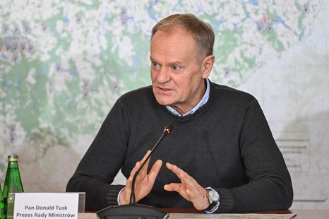 Tusk wycofuje reformę PIP. "Przesadna władza urzędników byłaby destrukcyjna"