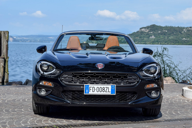 Fiat 124 Spider