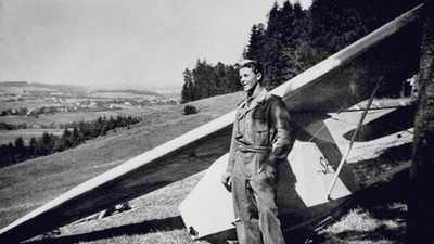 Porucznik Franciszek Jarecki w 1953 r. uciekł do Szwecji. Lot trwał 7 minut. MIG-15 wylądował na Bornholmie.