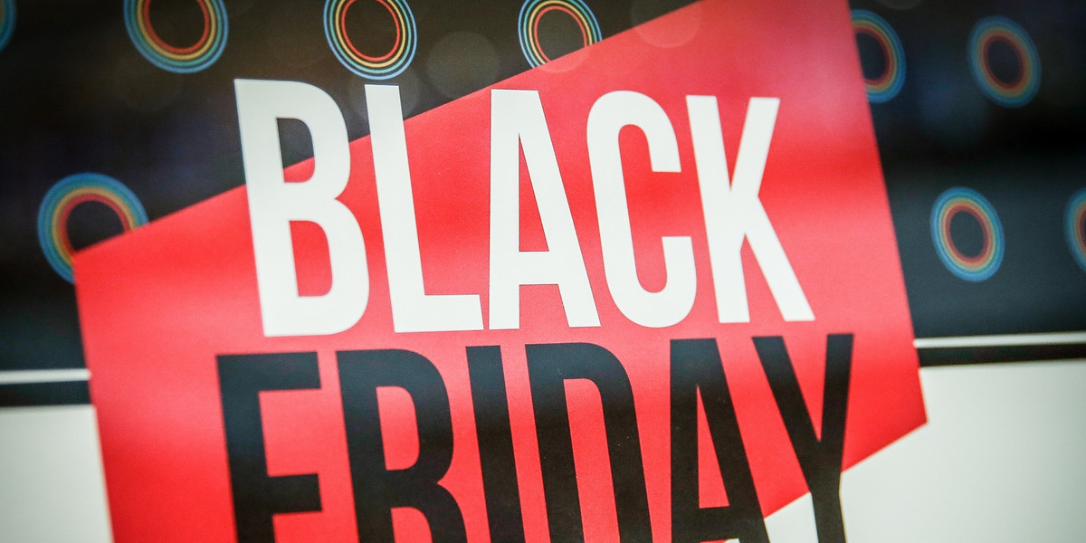 Rabaty w Black Friday zaczynają się od kilkunastu proc., a sięgają nawet do 80 proc. Ale z najwyższymi zniżkami oferowana jest raczej niewielka część asortymentu, często są to rzeczy, które trudno sprzedać