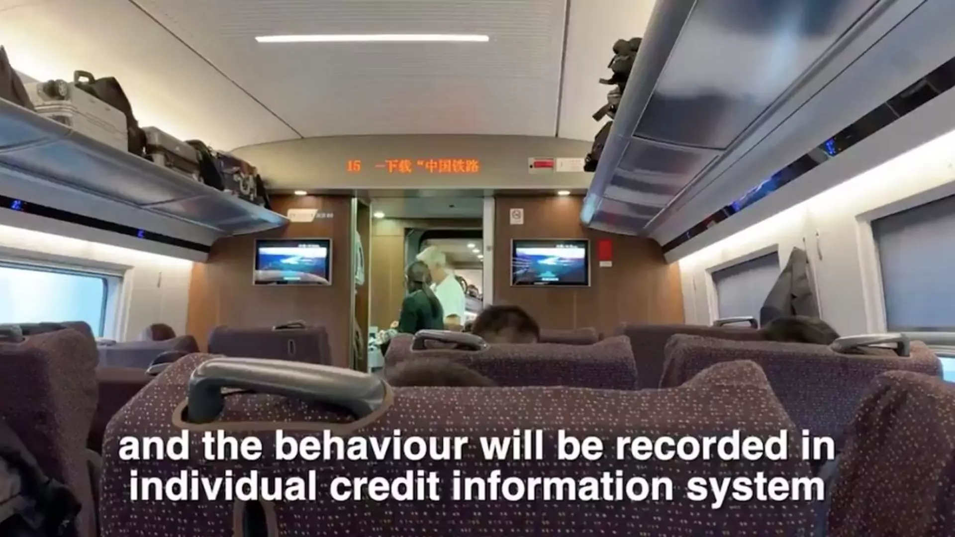 Niepokojące wideo z pociągu w Chinach. Tak działa system oceny obywateli