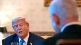 Trump ma do niego słabość, ale Netanjahu może przelicytować. "Bibi zachowuje się jak szaleniec"