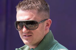 Former EDL leader Tommy Robinson is annoyed he's lost his blue tick on Twitter