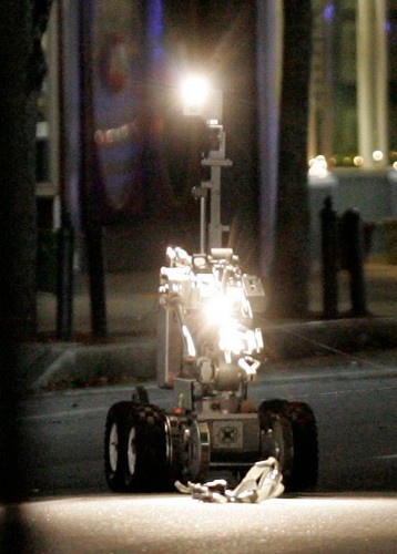 Pirotechnicy użyli w akcji robota