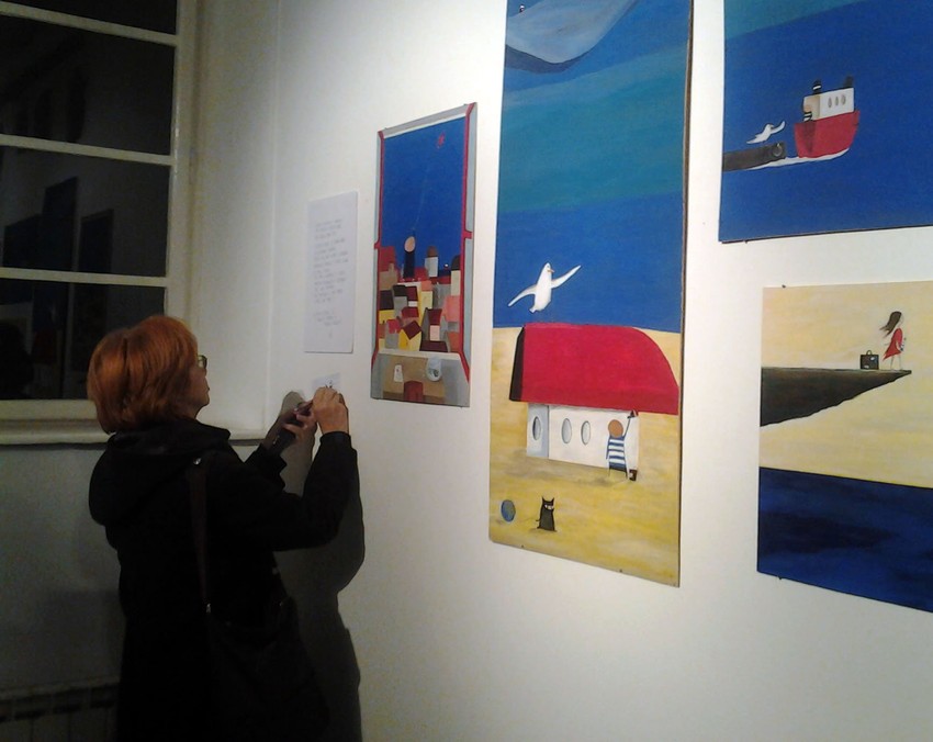 Slika na kojoj dečak farba brod prva je slika koju je Maša naslikala